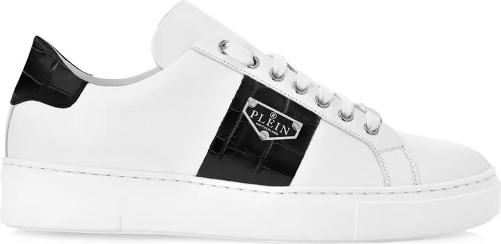 Triangle Plein-plaque leather sneakers