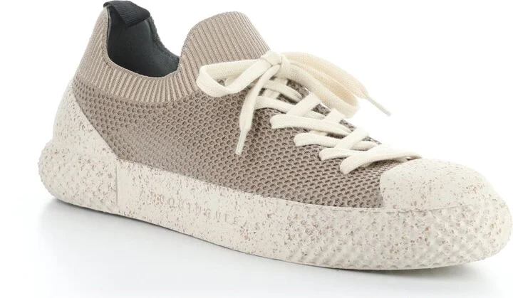 Trip Sneaker