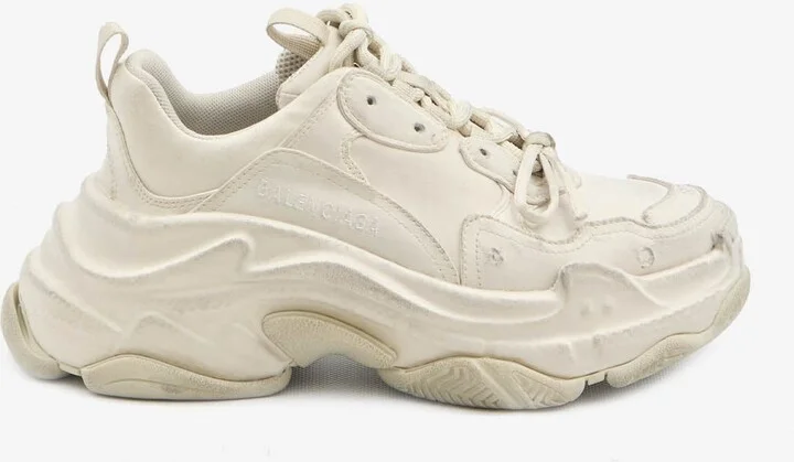 Triple S Low-Top Sneakers
