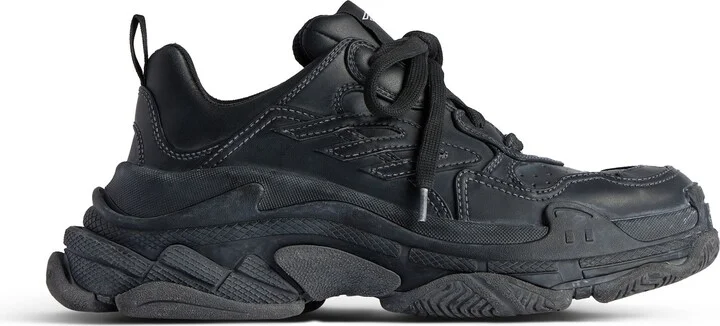 Triple S Sporty Sneaker