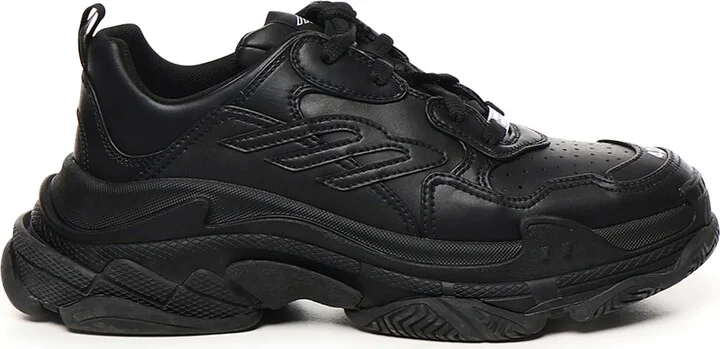 Triple S Sporty Sneaker
