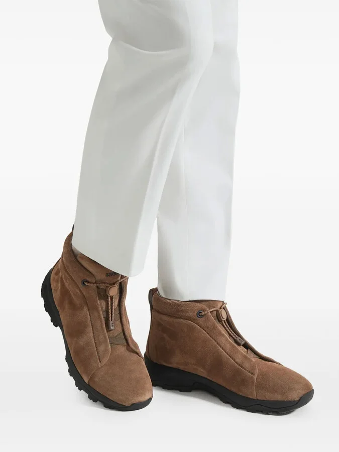 Triple Stitch Vetta suede boots - Image 5