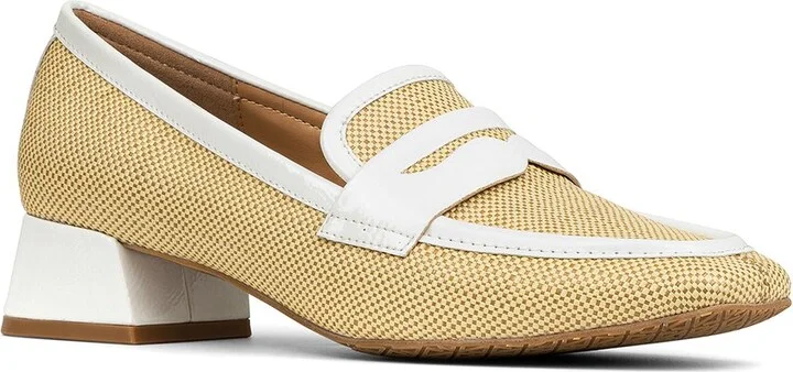 Tristinar Raffia Loafer Pump
