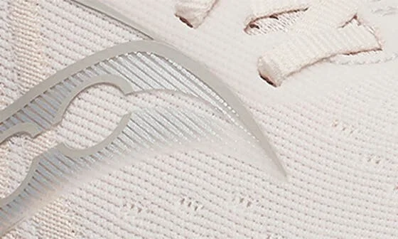 Triumph 22 Running Shoe - Image 3