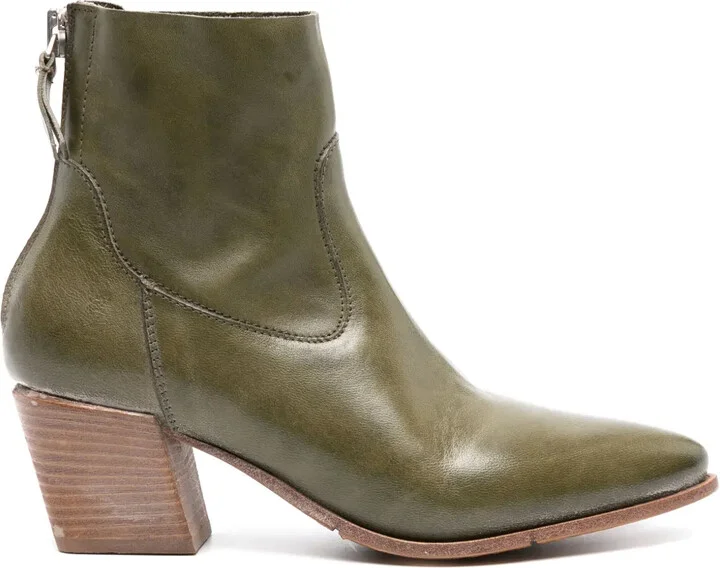 Triumph leather boots
