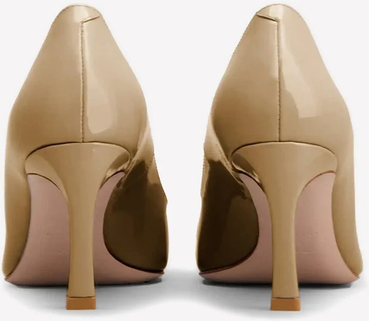Trompette 70 Metal Buckle Pumps in Patent Leather - Image 2