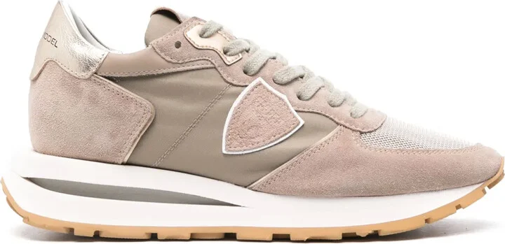neutrals