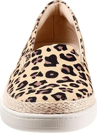 Trotters Accent Women's Slip on Shoes Tan Cheetah : 5 M (B), Textile - Image 5