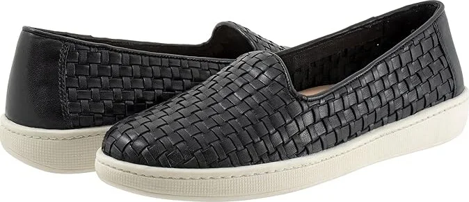 Trotters Adelina Women's Flat Shoes Black : 11 W (D), Leather