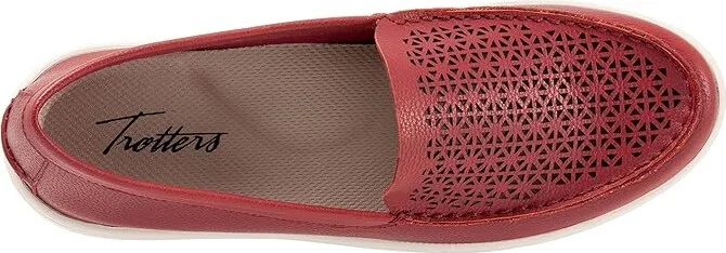 Trotters Audrey Women's Shoes Dark Red : 9.5 M (B), Leather - Image 2