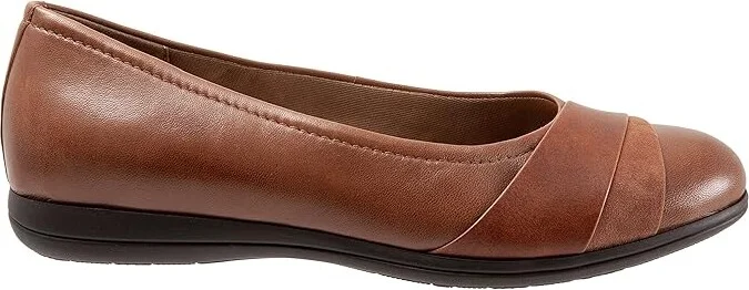 Trotters Danni Women's Shoes Saddle : 5.5 M (B) - Image 7