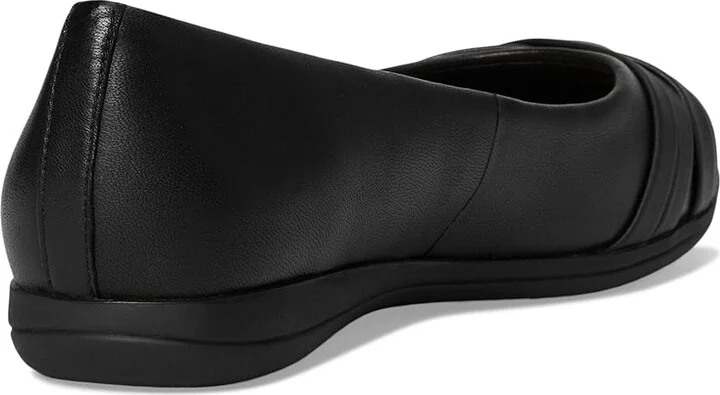Trotters Daphne Women's Flat Shoes Black : 11 WW (EE), Leather - Image 4