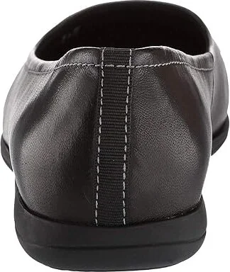 Trotters Darcey Women's Flat Shoes Black : 7.5 N (AA), Full Grain leather - Image 5