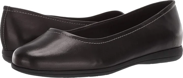 Trotters Darcey Women's Flat Shoes Black : 7.5 N (AA), Full Grain leather