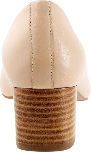Trotters Daria High Women's Heels Beige : 6 M (B), Suede - Image 4