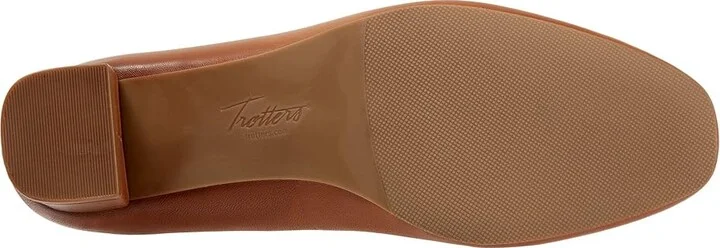 Trotters Daria High Women's Heels Luggage : 5.5 M (B), Suede - Image 3