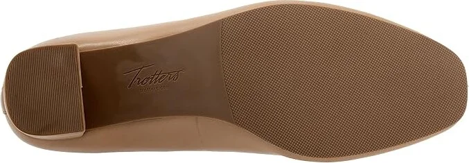 Trotters Daria High Women's Heels Nude : 9.5 WW (EE), Leather - Image 3
