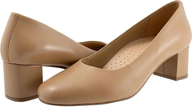 Trotters Daria High Women's Heels Nude : 9.5 WW (EE), Leather