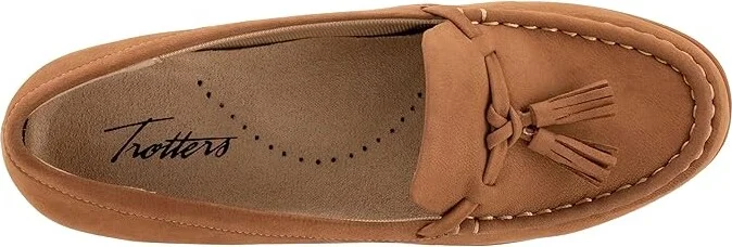 Trotters Dawson Women's Flat Shoes Tan Nubuck : 10 WW (EE) - Image 2