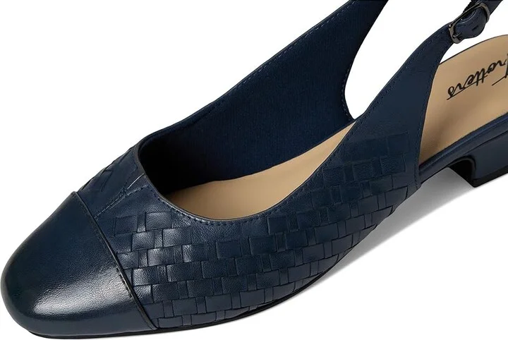 Trotters Dea Woven Women's Shoes Navy : 9.5 WW (EE), Leather - Image 7