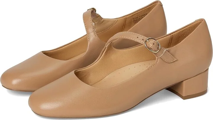 Trotters Desna High Women's Heels Beige : 12 W (D), Leather/Rubber