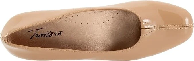 Trotters Doris Women's 1-2 inch heel Shoes Beige Patent : 6 W (D), Leather - Image 2