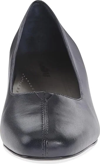 Trotters Doris Women's 1-2 inch heel Shoes Navy Soft Kid : 5 M (B), Leather - Image 5