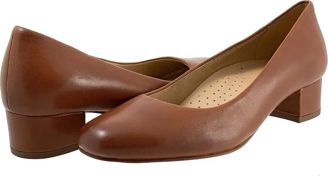 Trotters Dream High Women's Heels Luggage : 9 N (AA), Leather
