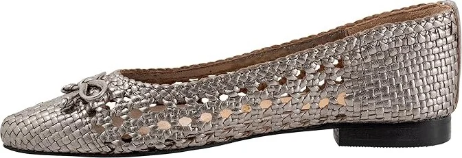 Trotters Edith Women's Flat Shoes Pewter Metallic : 12 M (B), Leather - Image 6