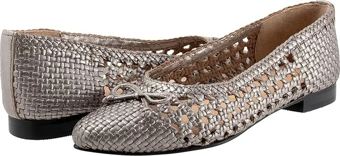 Trotters Edith Women's Flat Shoes Pewter Metallic : 12 M (B), Leather