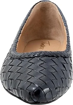 Trotters Emmie Women's Flat Shoes Navy : 11 W (D), Leather - Image 5
