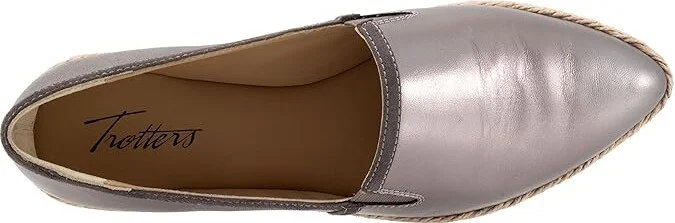 Trotters Estelle Women's Flat Shoes Pewter Metallic : 7.5 W (D), Canvas - Image 2