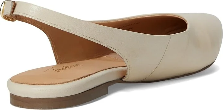 Trotters Evelyn Women's Flat Shoes Ivory : 6 W (D), Leather - Image 4