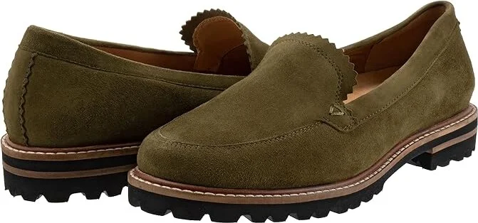 Trotters Fayth Women's Flat Shoes Olive Suede : 7 M (B), Synthetic
