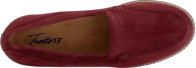 Trotters Fayth Women's Flat Shoes Sangria Suede : 10.5 N (AA), Synthetic - Image 2