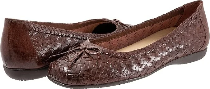 Trotters Gillian Women's Shoes Dark Brown : 7 N (AA), Leather