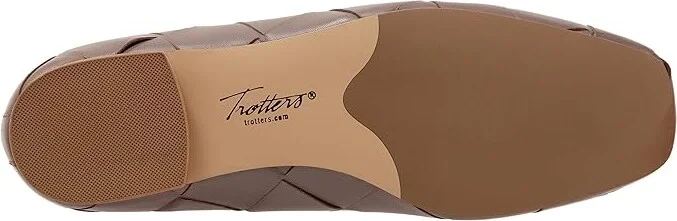 Trotters Hanny Women's Shoes Taupe : 9.5 M (B), Leather - Image 3