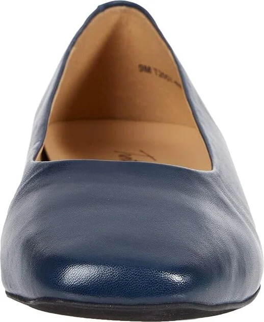 Trotters Honor Women's Shoes Navy Leather : 6.5 WW (EE) - Image 5
