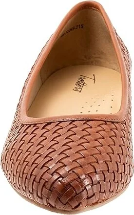 Trotters Jade High Women's Heels Luggage : 7 N (AA), Leather - Image 5