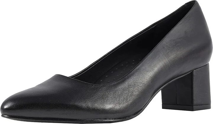 Trotters Kari Women's 1-2 inch heel Shoes Black Soft Nappa Leather : 9.5 N (AA) - Image 2