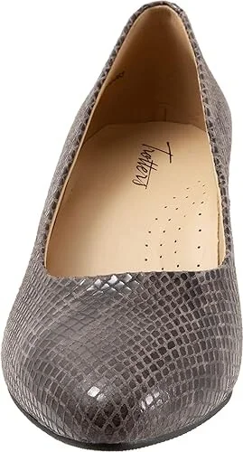 Trotters Kari Women's 1-2 inch heel Shoes Dark Grey Snake : 9.5 W (D), Leather - Image 5
