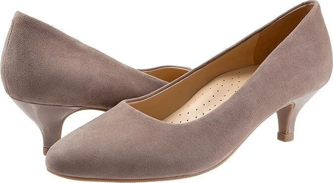 Trotters Kiera Women's 1-2 inch heel Shoes Taupe Suede : 9 W (D)