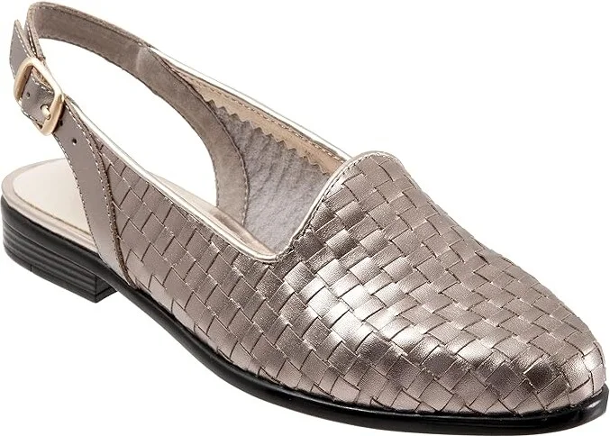 Trotters Lena Women's Shoes Pewter Leather : 10 WW (EE)