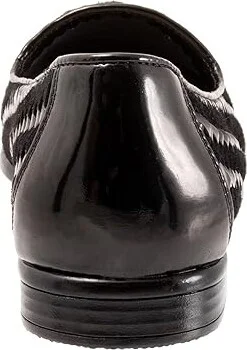Trotters Liz III Women's Shoes Black/Black : 6.5 W (D), Leather - Image 4