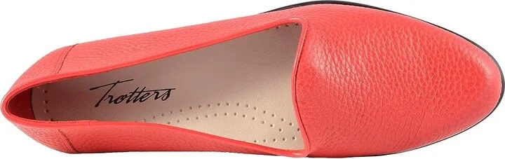 Trotters Liz Tumbled Women's Slip on Shoes Red Very Soft Leather : 9.5 WW (EE) - Image 3