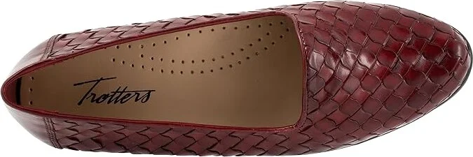 Trotters Lizette Women's Flat Shoes Sangria : 10.5 N (AA), Latex - Image 2