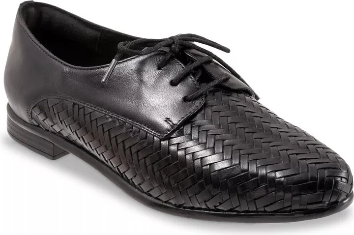 Trotters Lizzie Herringbone Oxford