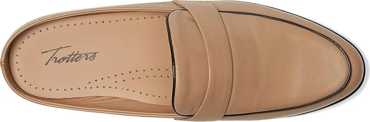 Trotters Lola Women's 1-2 inch heel Shoes Beige : 11 M (B), Leather - Image 2