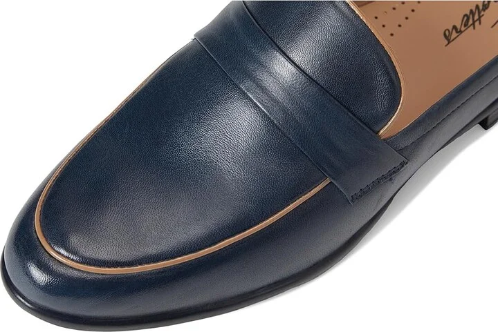 Trotters Lola Women's 1-2 inch heel Shoes Navy : 7 N (AA), Leather - Image 7