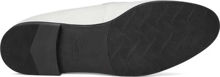 Trotters Lola Women's 1-2 inch heel Shoes White : 7 M (B), Leather - Image 3